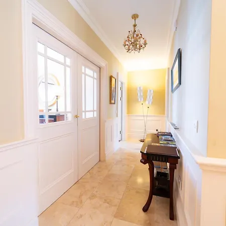 Waters Edge 1 شقة دينغل