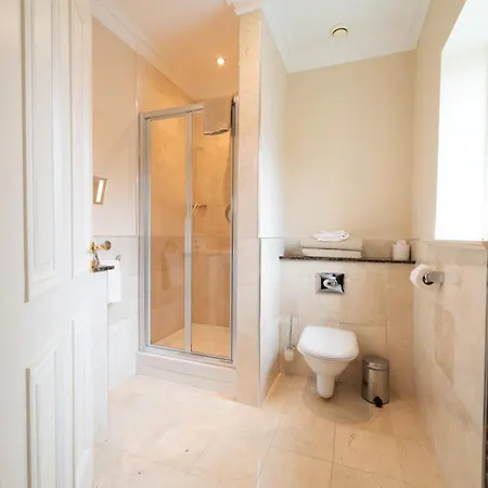 Waters Edge 1 دينغل