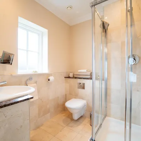 Waters Edge 1 * دينغل