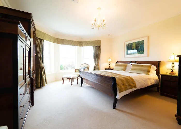 Waters Edge 1 Apartment Dingle