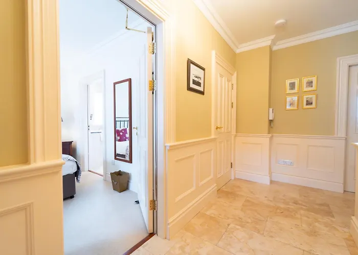 Apartment Waters Edge 1 *